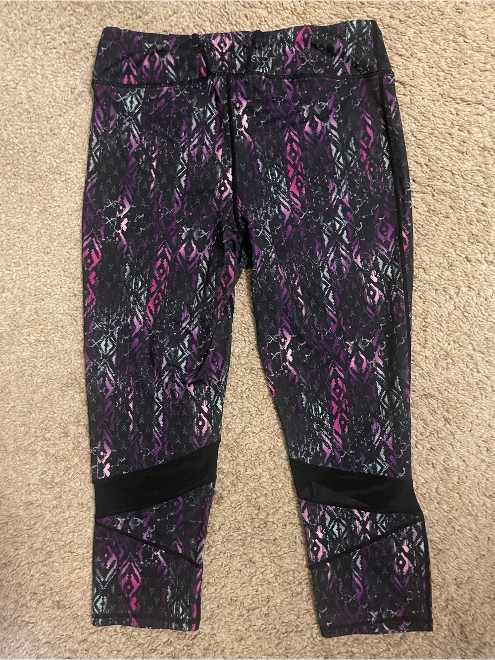 GAIAM Black and Purple Patterned Capri Leggings